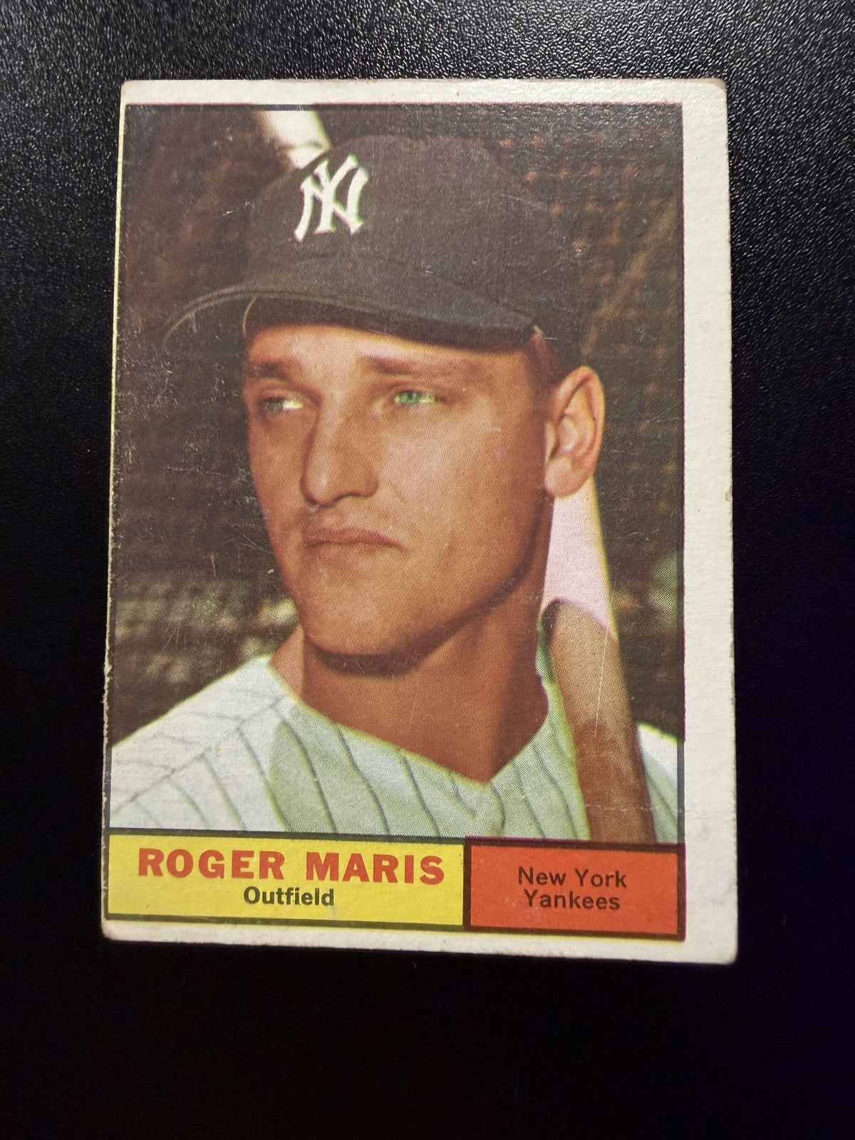 1961 Topps #2 Roger Maris front