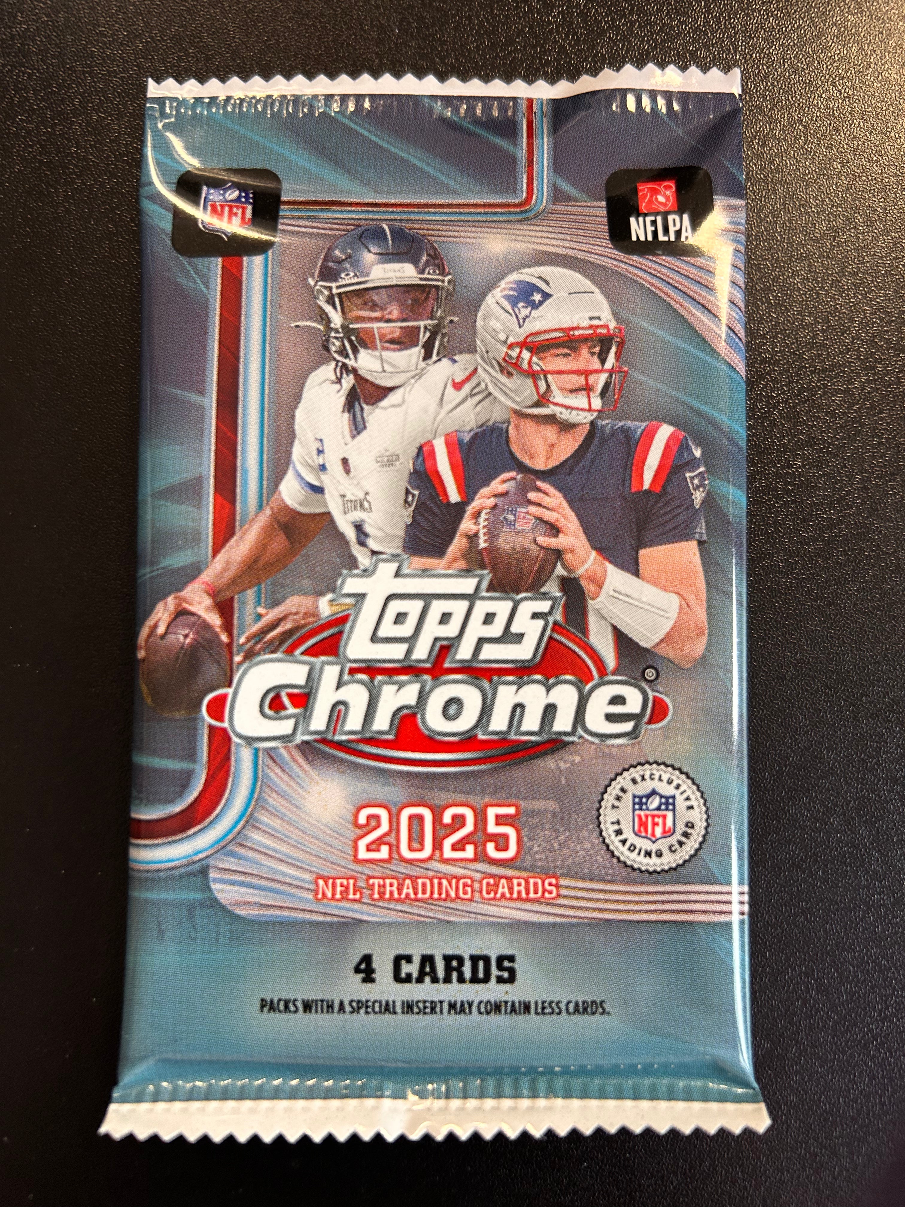 Topps Chrome Football 2025 foil pack of 4