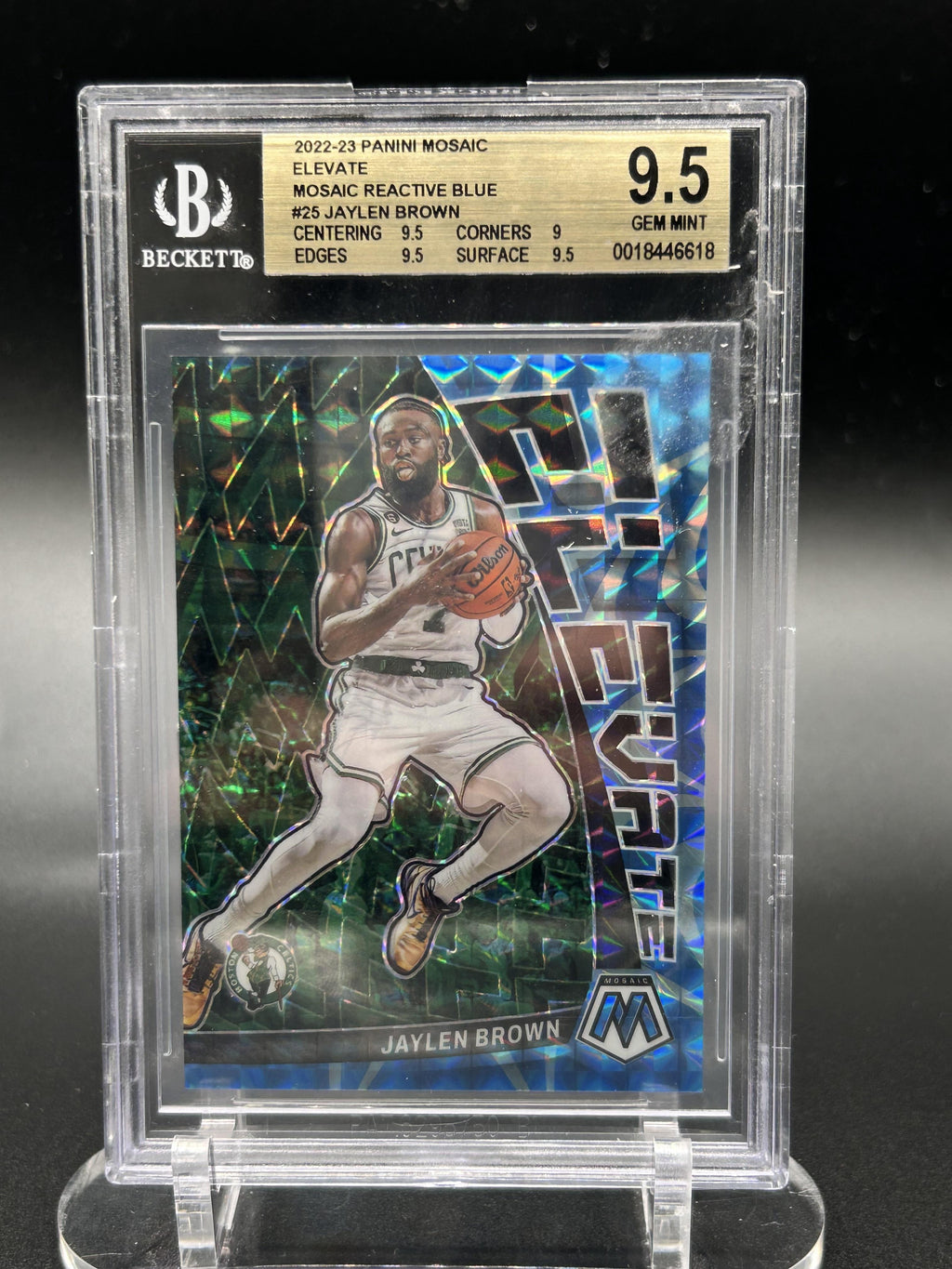 2022-2023 Panini Mosaic #25 Jaylen Brown Mosaic Reactive Blue Elevate BGS 9.5