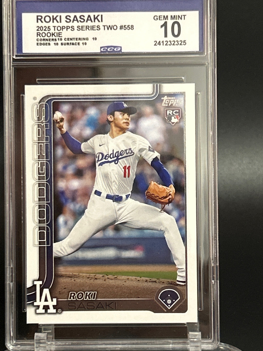 2025 Topps #558 Roki Sasaki BCCG 10