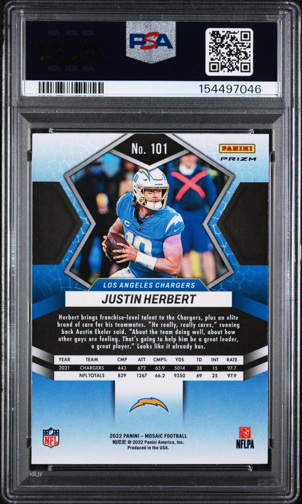 2022 Panini Mosaic #101 Justin Herbert Camo Pink PSA 9