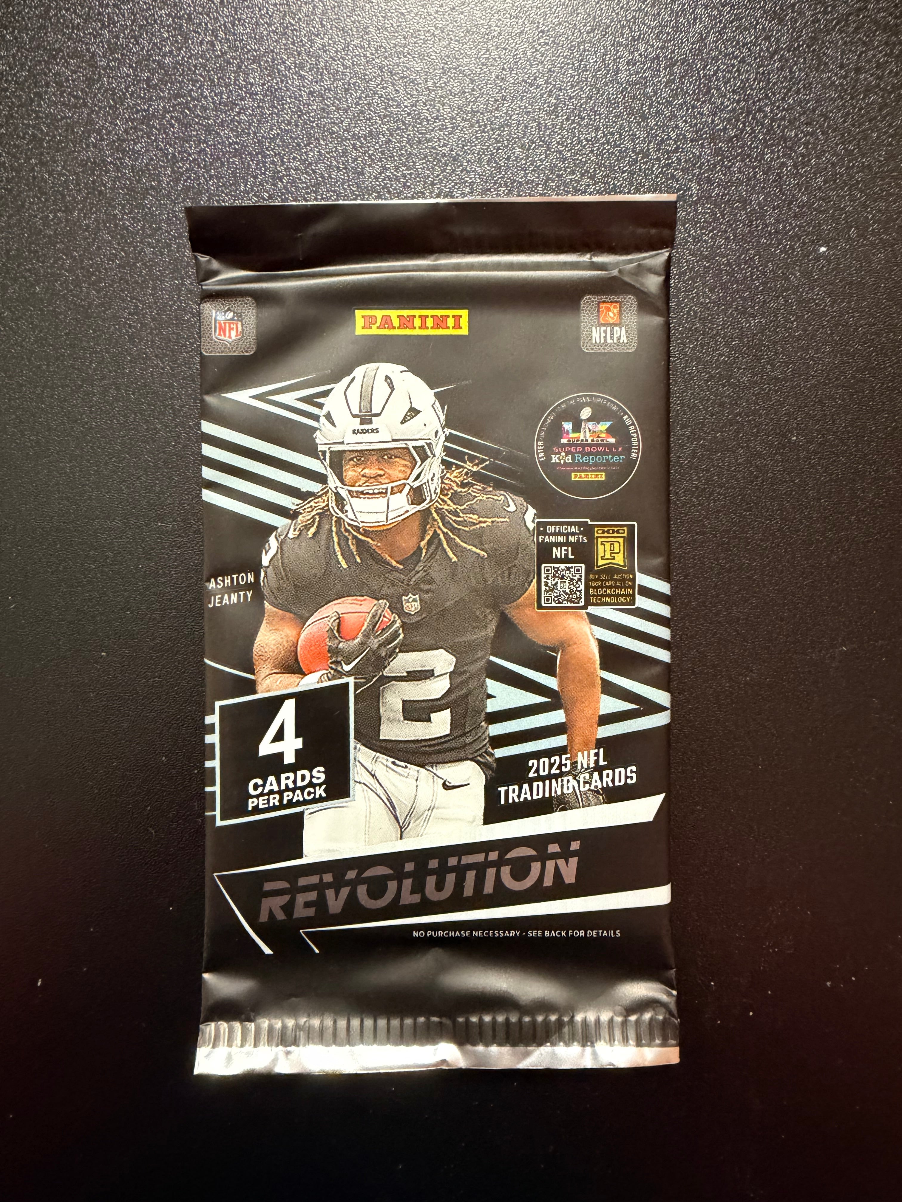 2025 Panini Revolution NFL Trading Cards