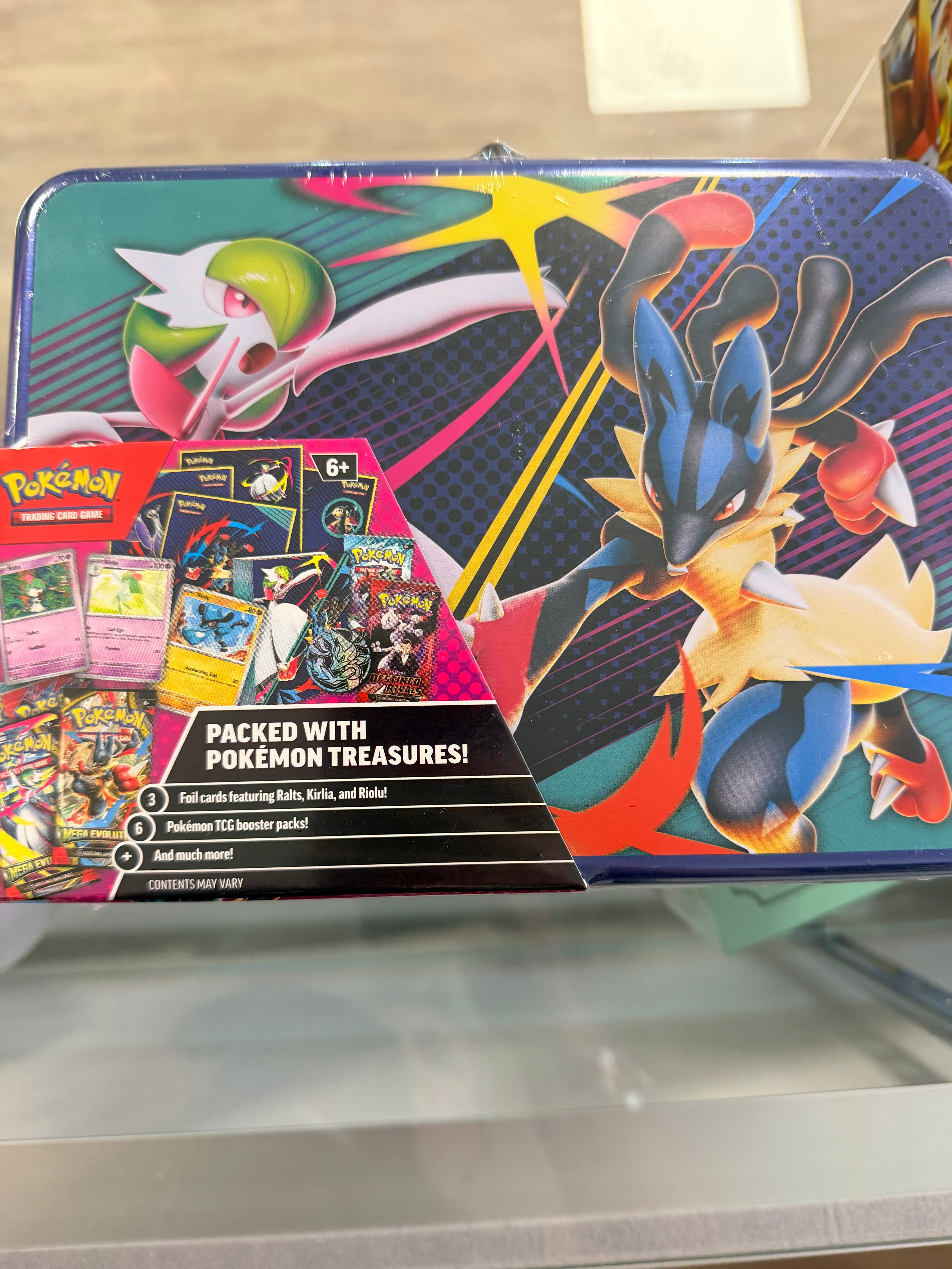 2025 Collector Chest