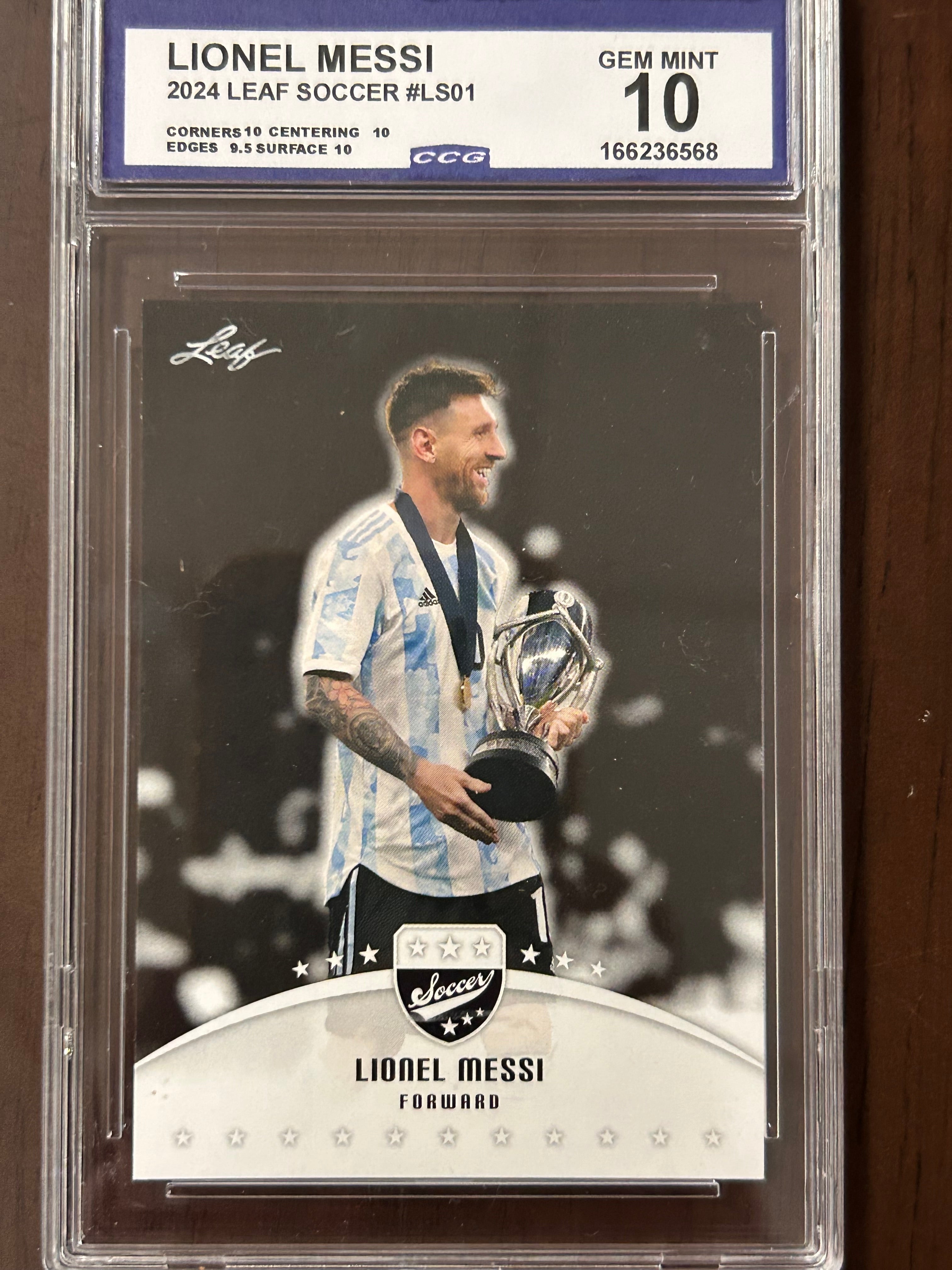 [36568] Lionel Messi 2024 Leaf Soccer #LS01 CCG 10